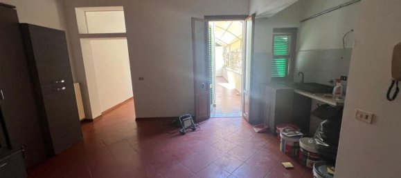 Apartamento de 3 divisões em Empoli, Italy N.º 110894 3