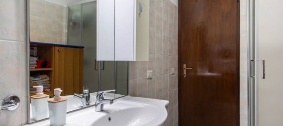 3 rooms Apartment in Gallicano nel Lazio, Italy No. 215020 20
