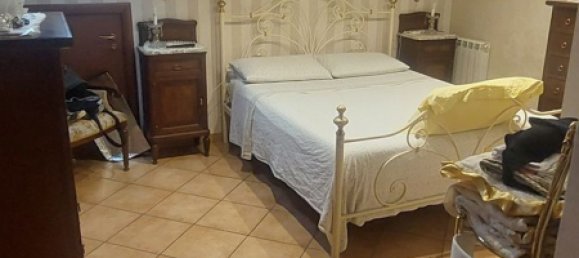 Квартира с 5 комнатами в Патерно, Италия № 48714 7