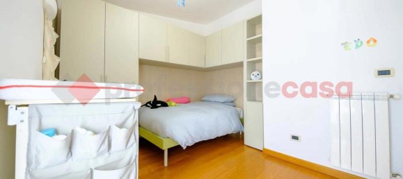 5 rooms House in Livorno, Italy No. 156115 29