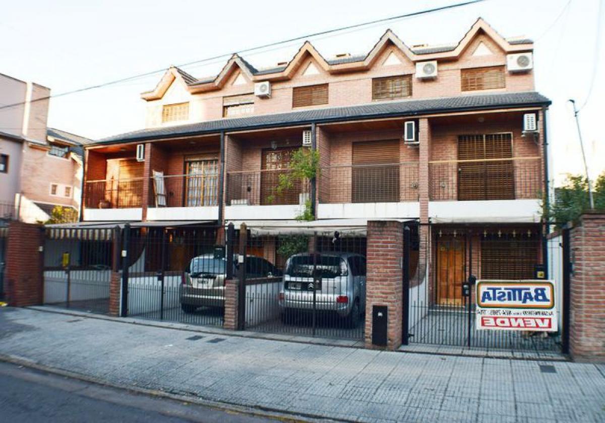 Дом с 3 спальнями в Bermudez, Аргентина № 52124