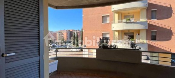Apartamento de 2 dormitorios en Perugia, Italy No. 145030 8