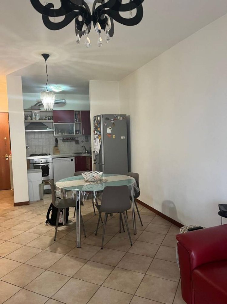 Apartamento de 2 dormitorios en Perugia, Italy No. 145030