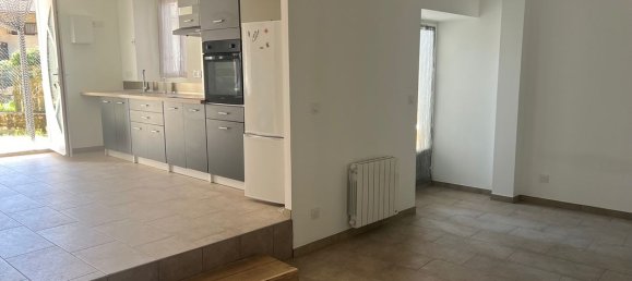 3 bedrooms House in Freterive, France No. 193695 16