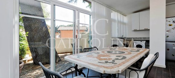 3 bedrooms Apartment in Rome, Italy No. 197213 27