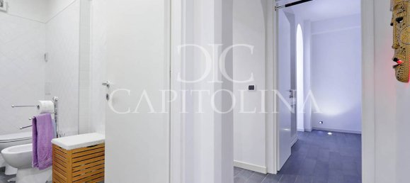 3 bedrooms Apartment in Rome, Italy No. 197213 7