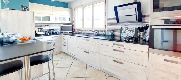 Дом с 4 спальнями в Шалет-сюр-Луан, Франция № 43820 7