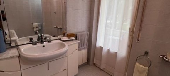 6 rooms Apartment in Jesi, Italy No. 86082 13