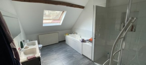 3 bedrooms Villa in Rochefort-en-Yvelines, France No. 178721 8