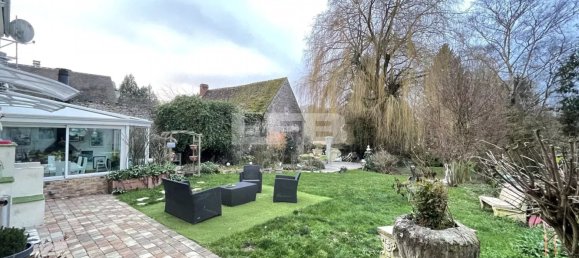 6 bedrooms House in Laigneville, France No. 76632 7