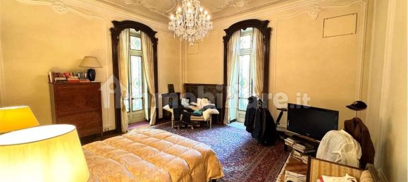 7 bedrooms Apartment in Turin, Italy No. 109673 18