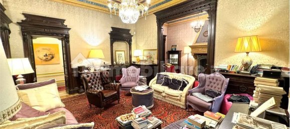 7 bedrooms Apartment in Turin, Italy No. 109673 8