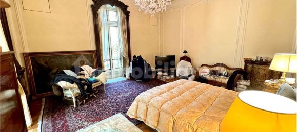 7 bedrooms Apartment in Turin, Italy No. 109673 19