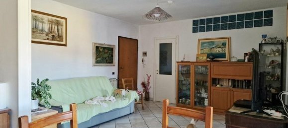 3 rooms Apartment in Massa, Italy No. 71447 6