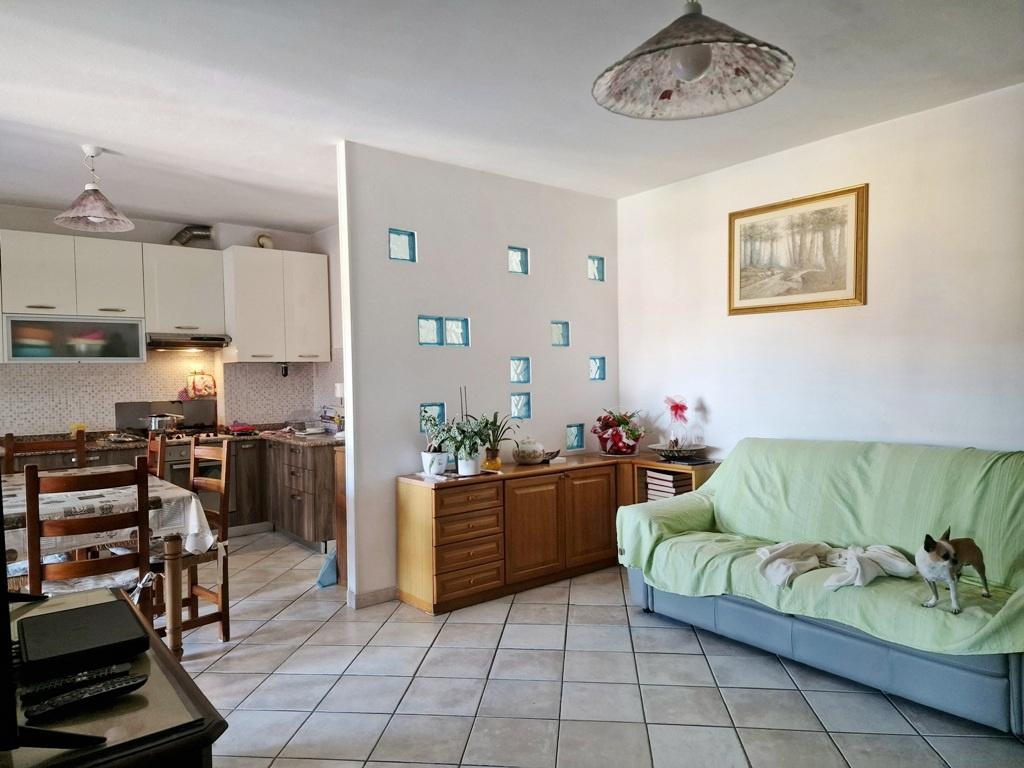 3 rooms Apartment in Massa, Italy No. 71447