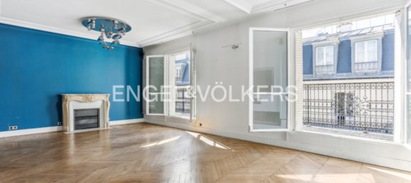 3 Schlafzimmer Doppelhaus in Paris, France, Nr. 351195 2