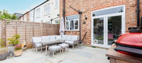 4 bedrooms House in Beckenham, United Kingdom No. 887 39