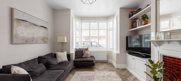 4 bedrooms House in Beckenham, United Kingdom No. 887 7