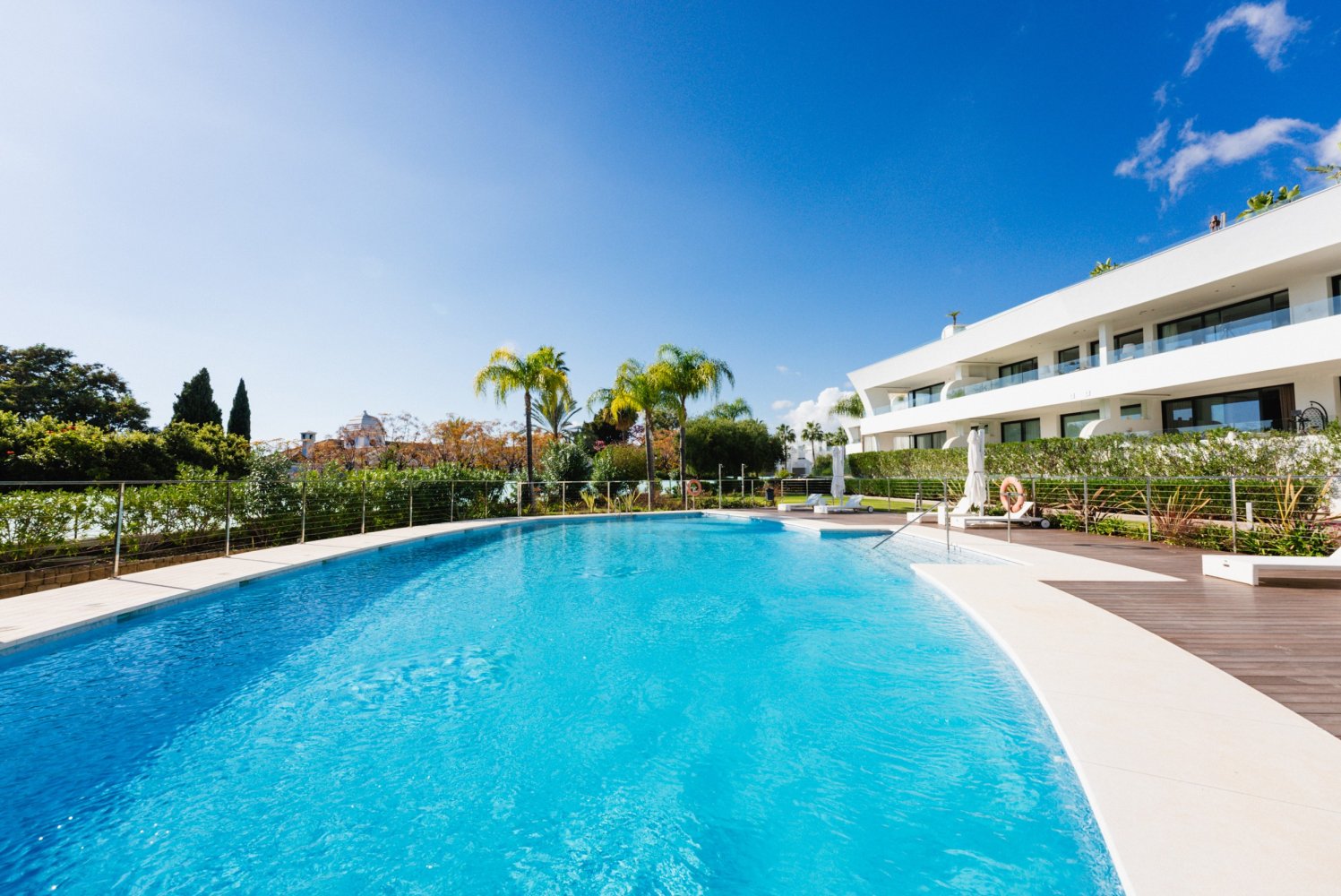 Дуплекс с 4 спальнями в Марбелья, Испания № 128998