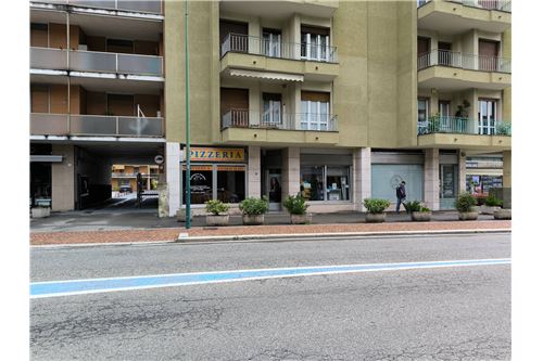 2 rooms Commercial property in Borgosesia, Italy No. 279254