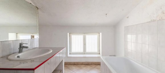 3 bedrooms Apartment in Vienne, France No. 200199 33