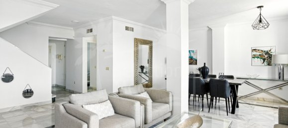 3 bedrooms Penthouse in Marbella, Spain No. 169110 19