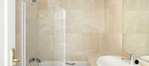 3 bedrooms Penthouse in Marbella, Spain No. 169110 16