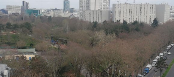 2 bedrooms Apartment in Issy-les-Moulineaux, France No. 182758 7