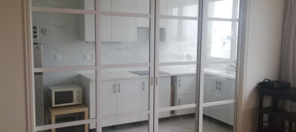 2 bedrooms Apartment in Issy-les-Moulineaux, France No. 182758 5