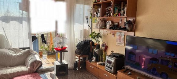 3 Schlafzimmer Wohnung in L'Hospitalet de Llobregat, Spain, Nr. 129594 2