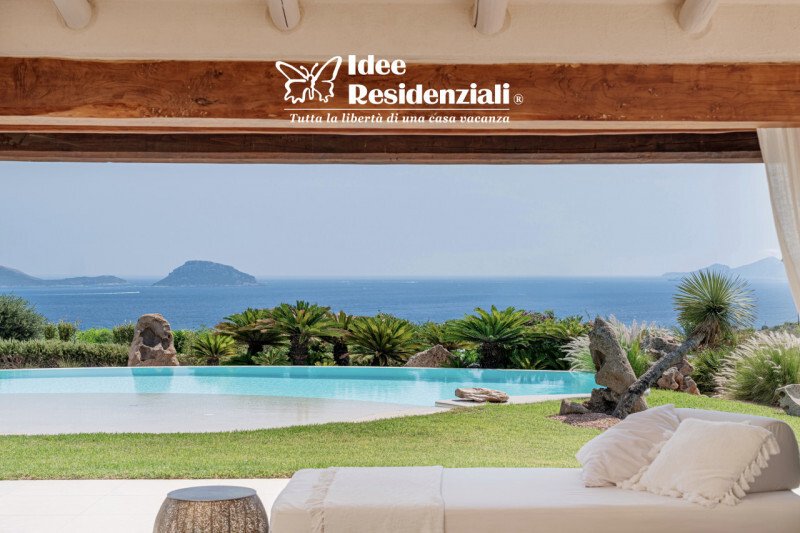 4 bedrooms Villa in Golfo Aranci, Italy No. 270885