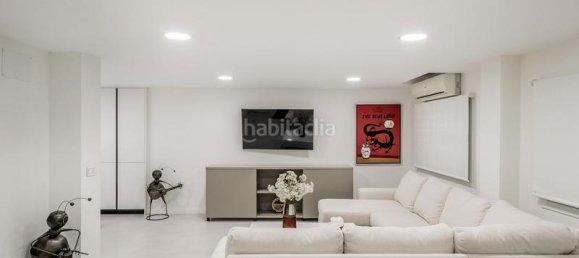 5 bedrooms Villa in Marbella, Spain No. 96992 10