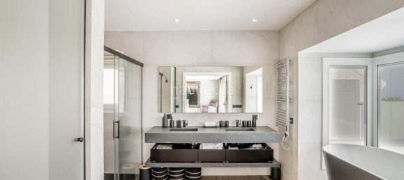 5 bedrooms Villa in Marbella, Spain No. 96992 54