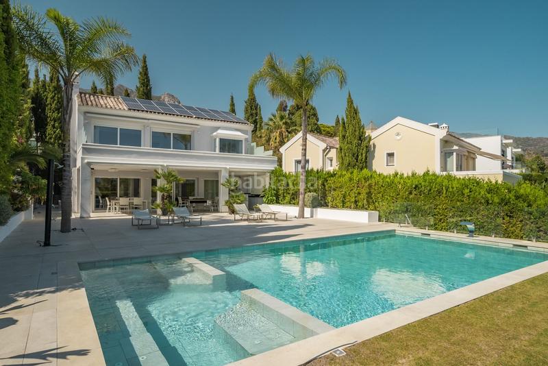 5 bedrooms Villa in Marbella, Spain No. 96992
