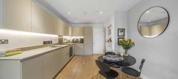 1 bedroom Apartment in London, United Kingdom No. 7634 14