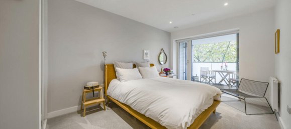 1 bedroom Apartment in London, United Kingdom No. 7634 5