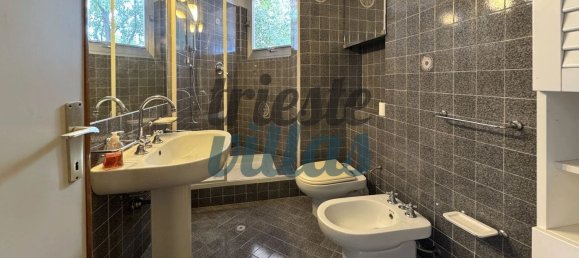 6 chambres Appartement à Trieste, Italy No. 314337 3