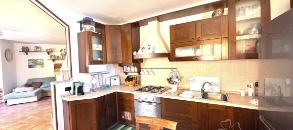 2 Schlafzimmer Wohnung in La Maddalena, Italy, Nr. 333403 8