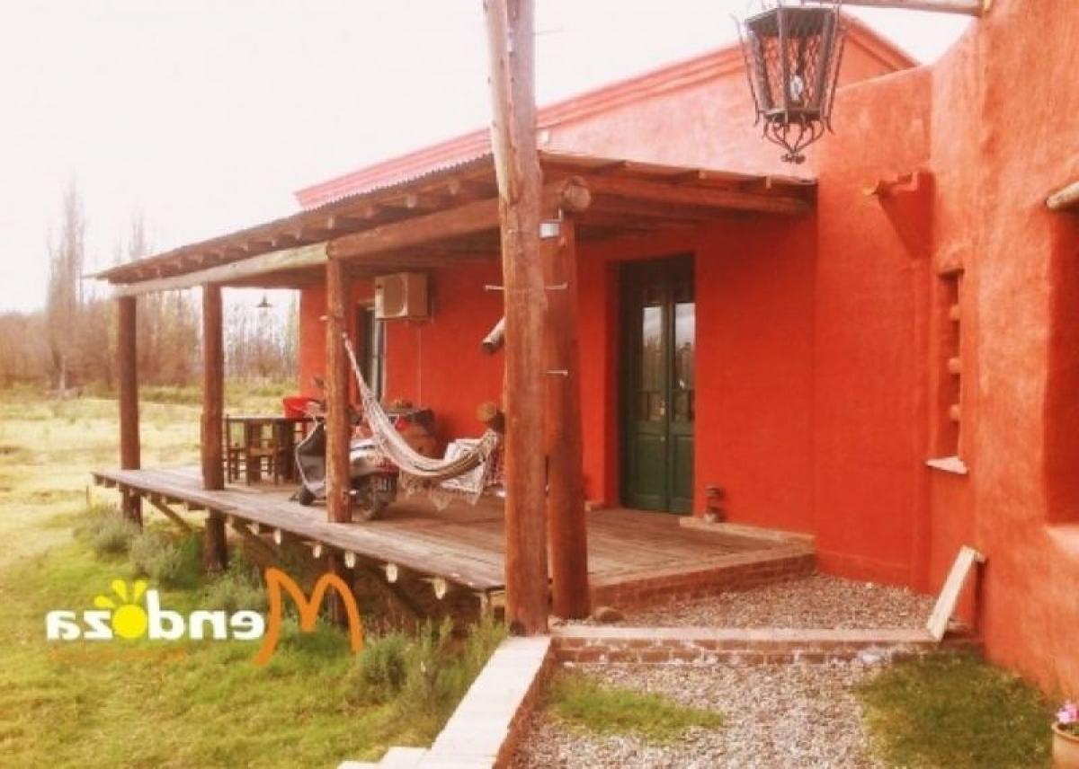 2 bedrooms House in Mendoza, Argentina No. 52069