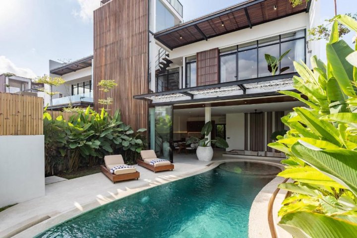 3 bedrooms Villa for rent in Canggu, Badung, Bali, Indonesia № 3586