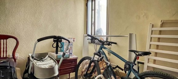 Apartamento de 4 dormitorios en València, Spain No. 141501 10