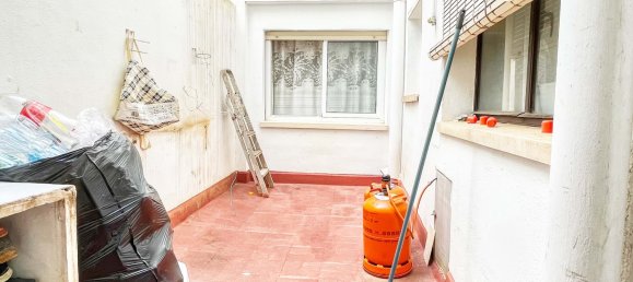 Apartamento de 4 dormitorios en València, Spain No. 141501 15