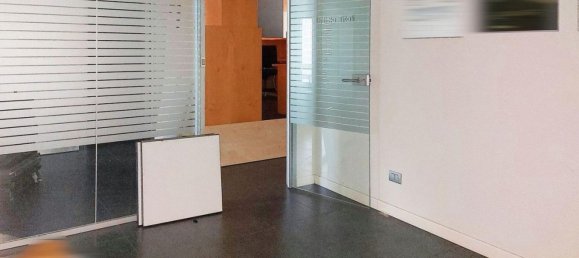 269m² Commercial property in Trento, Italy No. 371946 6