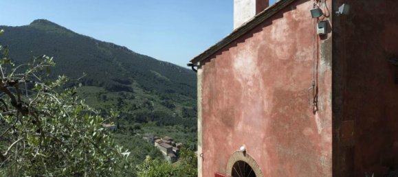 Casa de 6 divisões em Calci, Italy N.º 196568 8