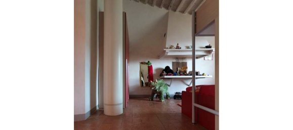 Casa de 6 divisões em Calci, Italy N.º 196568 20