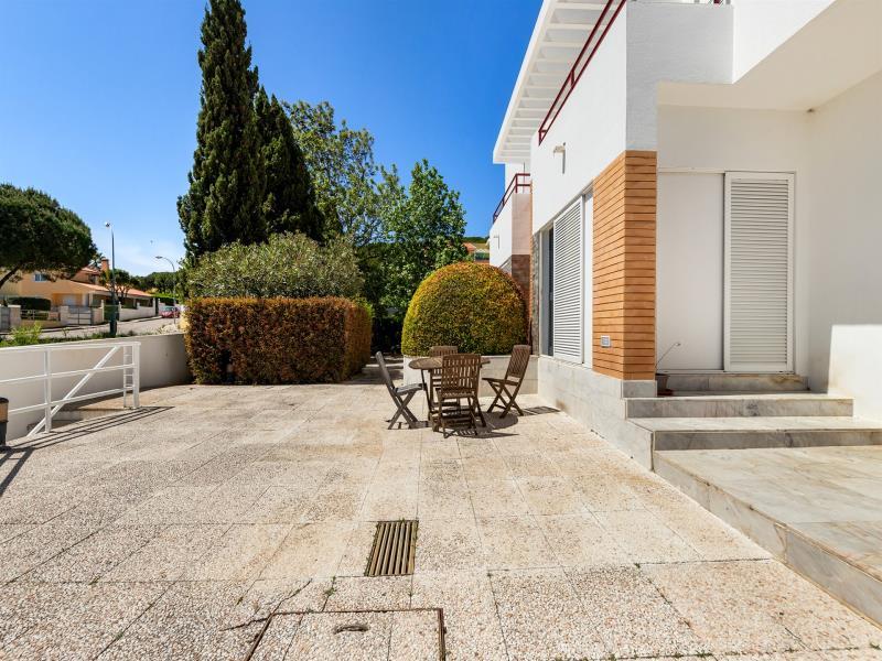 8 bedrooms House in Oeiras, Portugal No. 298423