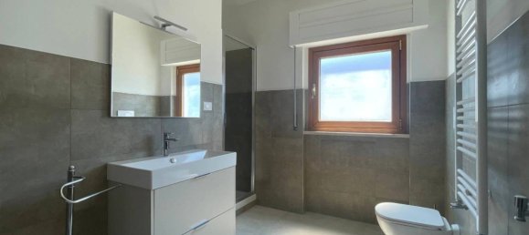 3 bedrooms Apartment in Matera, Italy No. 204089 6