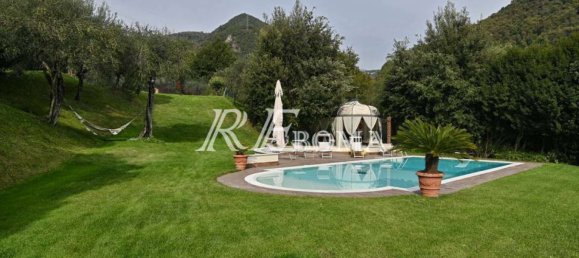 5 bedrooms Castles in Salò, Italy No. 59714 23