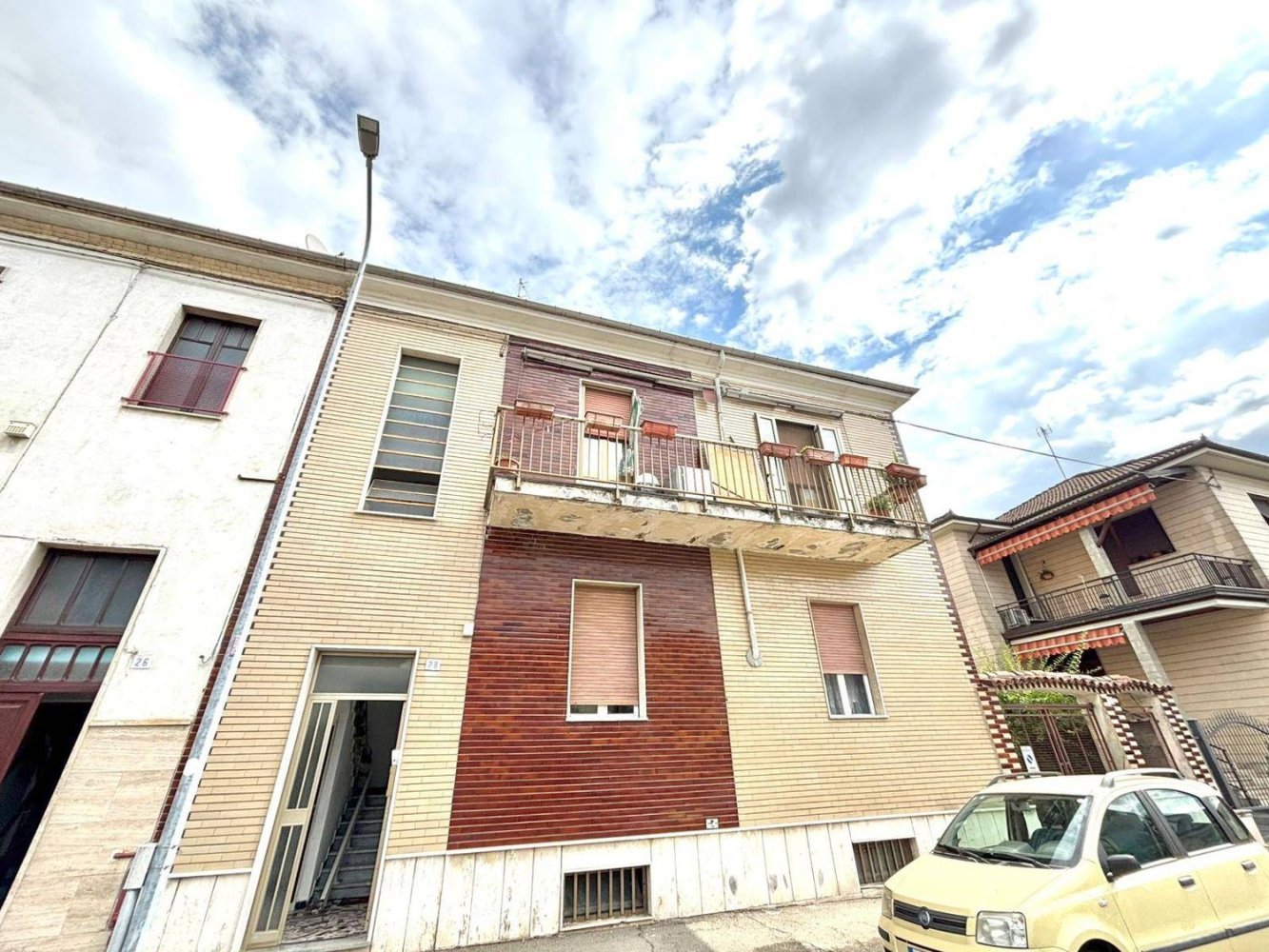 4 bedrooms Apartment in Alessandria, Italy No. 314581