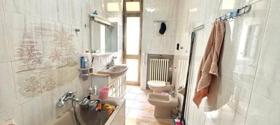 4 bedrooms Apartment in Alessandria, Italy No. 314581 17